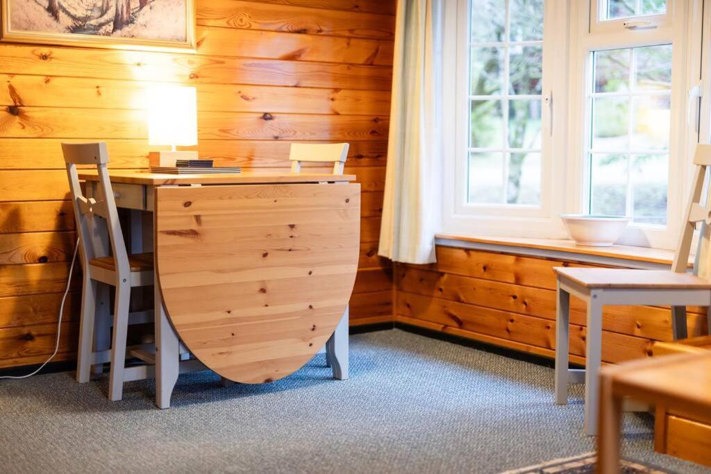 Cozy Norwegian Style Log Cabin In Rural Snowdonia - 2 Bedrooms & Parking By Seren Short Stays Ffestiniog Exterior foto