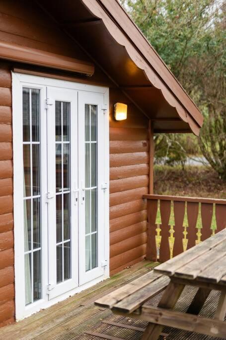 Cozy Norwegian Style Log Cabin In Rural Snowdonia - 2 Bedrooms & Parking By Seren Short Stays Ffestiniog Exterior foto