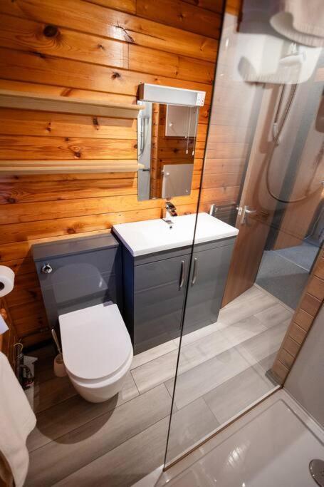 Cozy Norwegian Style Log Cabin In Rural Snowdonia - 2 Bedrooms & Parking By Seren Short Stays Ffestiniog Exterior foto